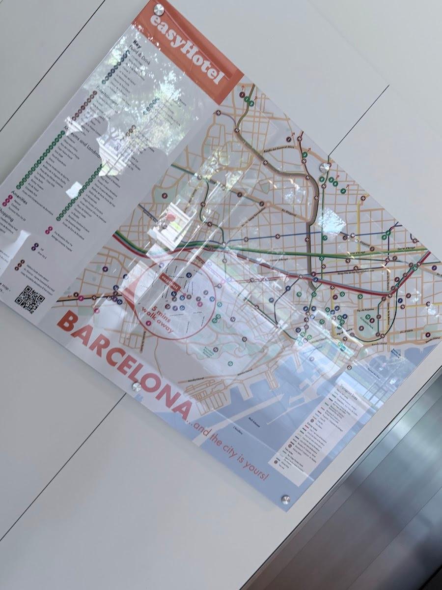 easyHotel Barcelona Fira – photo 3