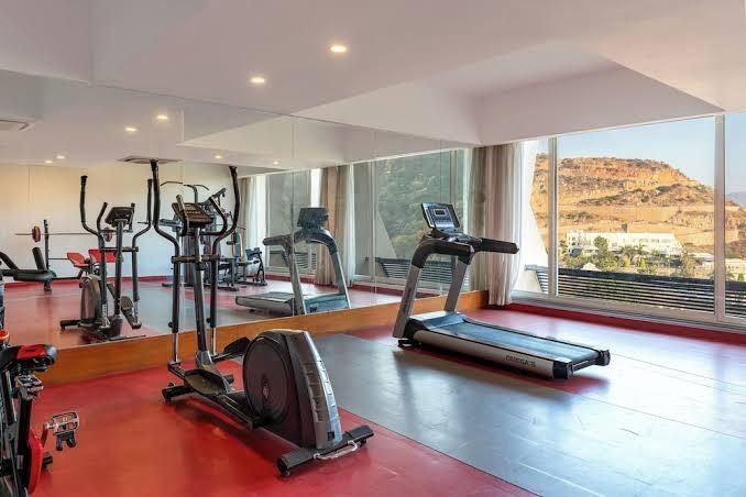 Via Lakhela Lakeview Resort & Spa