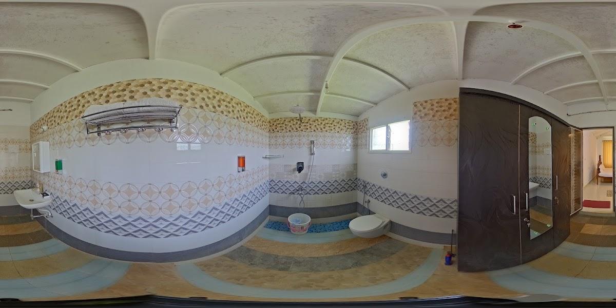 Tinton Hillstay – photo 1
