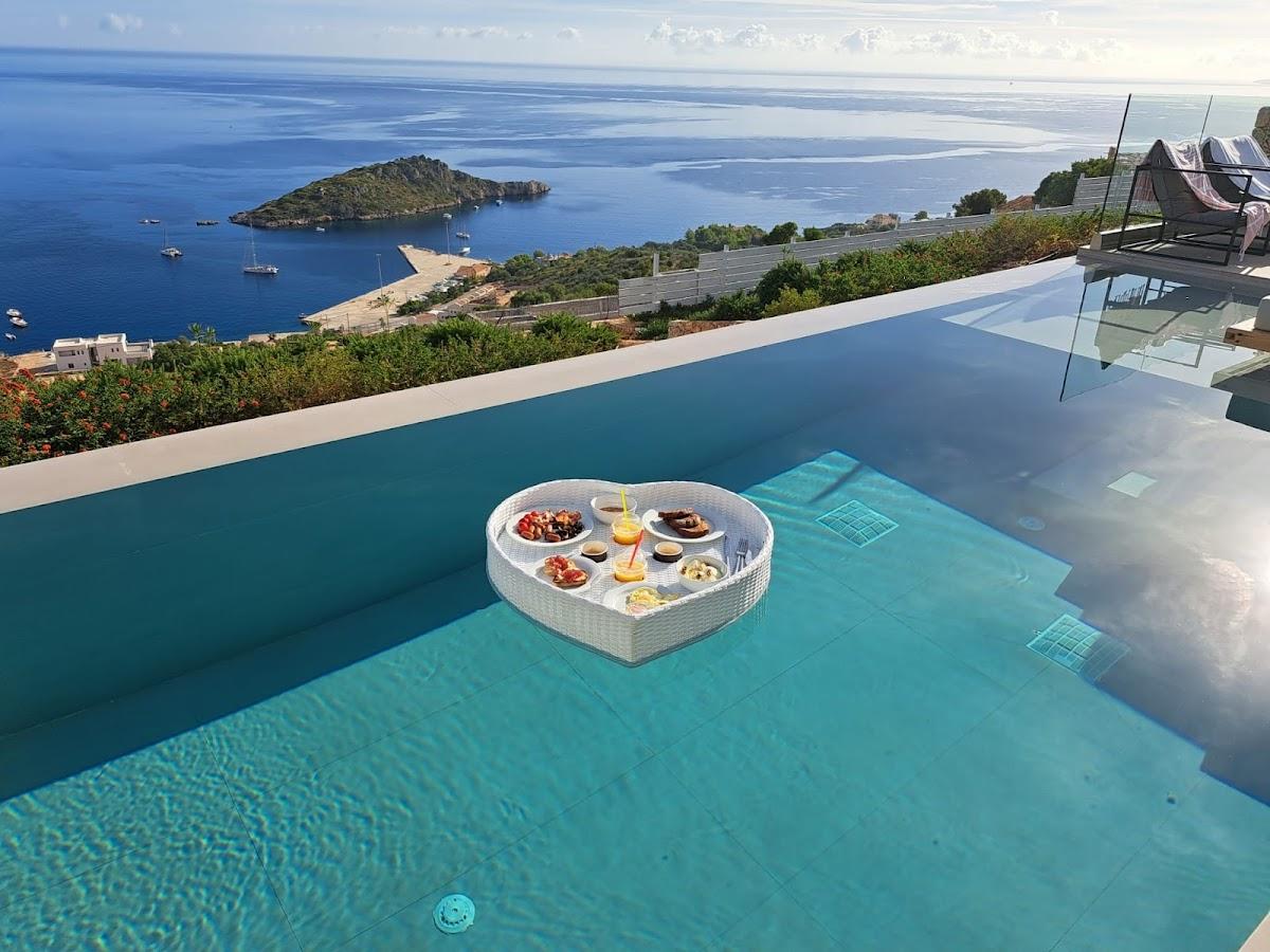 Etheria Luxury Villas & Suites – photo 3
