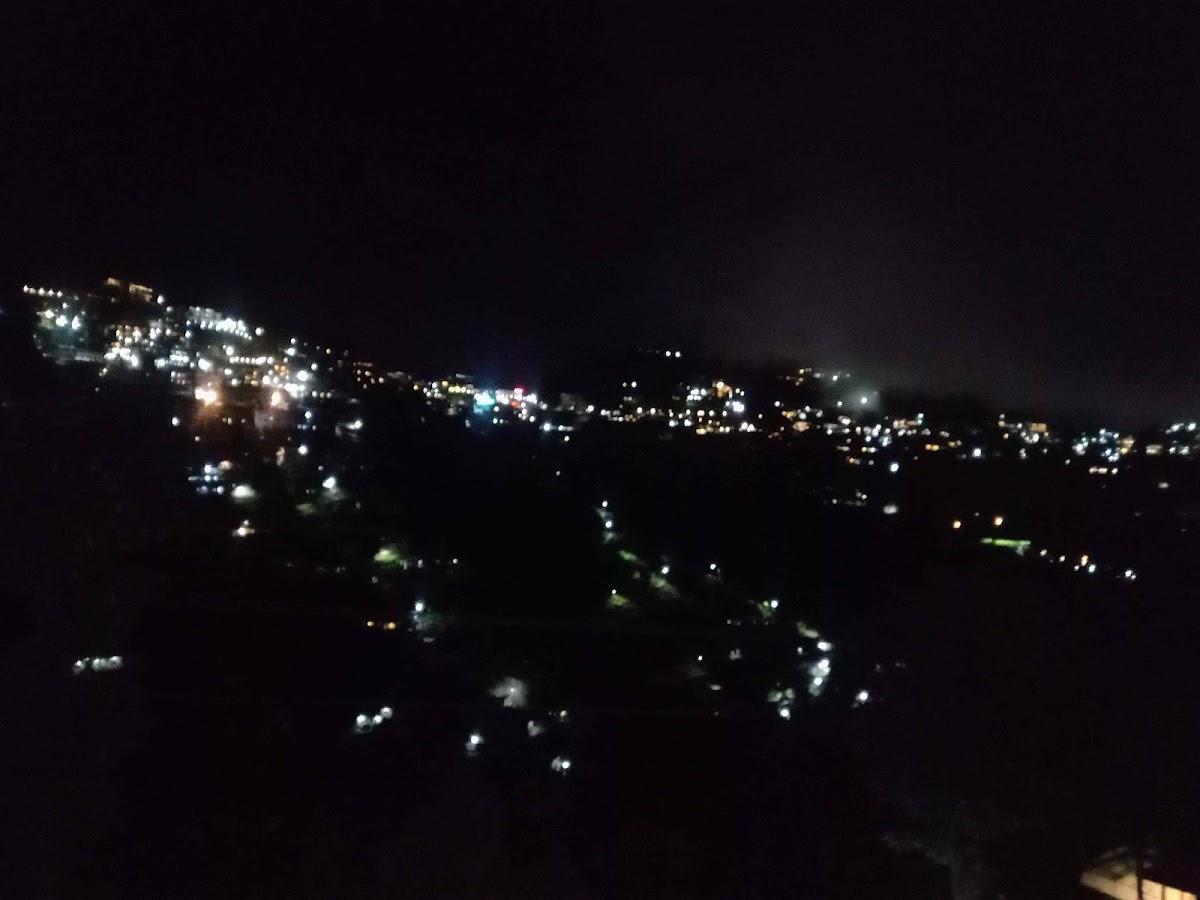 Bhatt Niwas Home Stay,Library,Mussoorie – photo 4