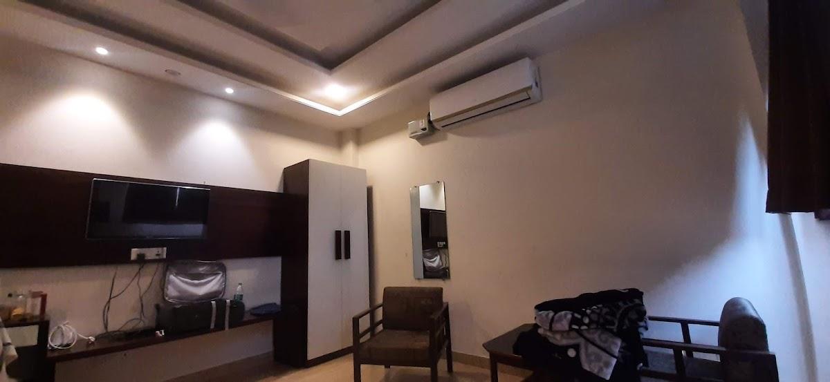 Hotel Akash Ganga – photo 3