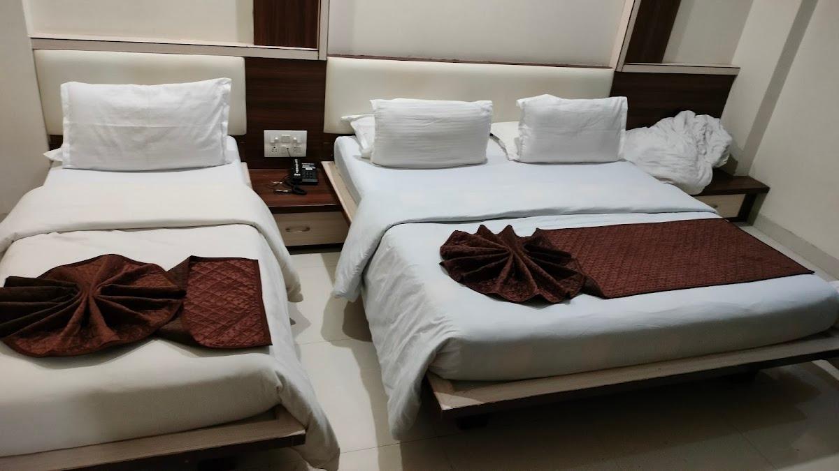 HOTEL DWARKA PALACE – photo 1