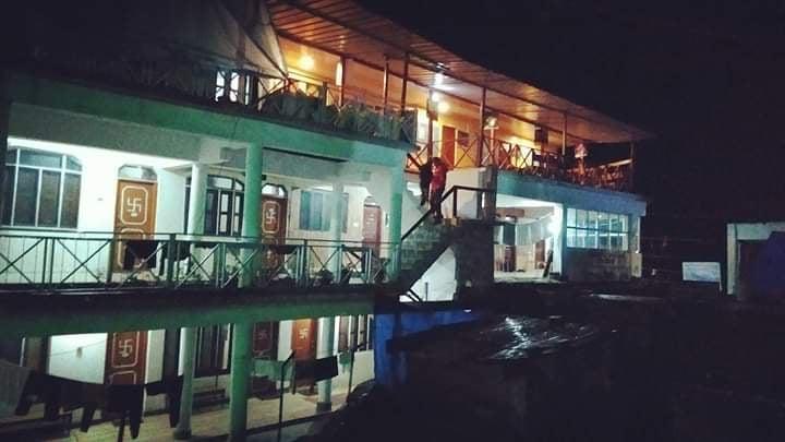 Hotel priya hemkund – photo 2