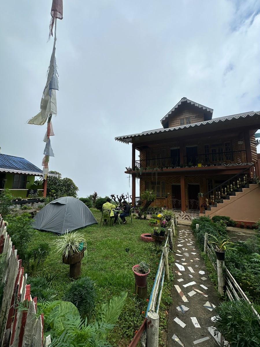 Satrangi Homestay Lamahatta – photo 3
