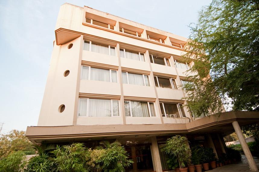 Regent Hotel – photo 2