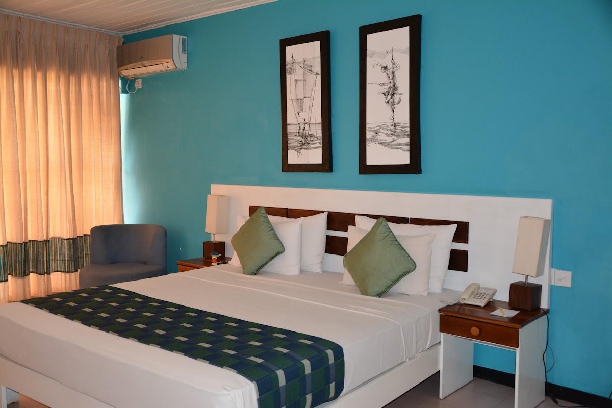 Fishermans Bay Hotel – photo 2
