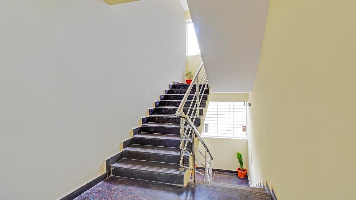 FabHotel Legacy – photo 4
