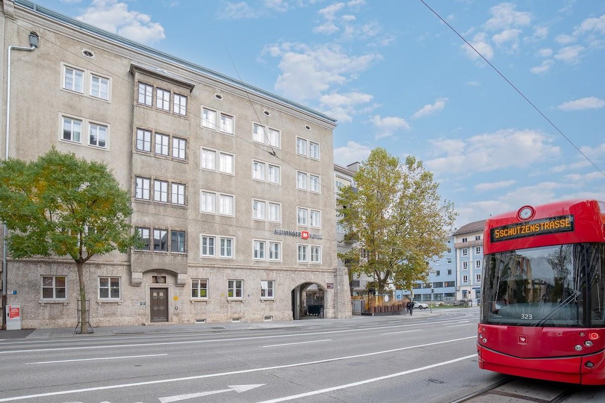 MEININGER Hotel Innsbruck Zentrum – photo 3