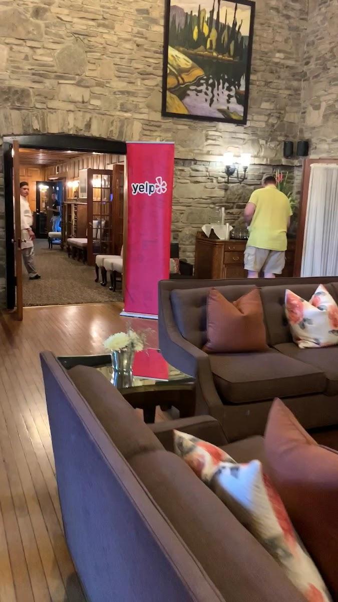 The Glenerin Inn & Spa – photo 2