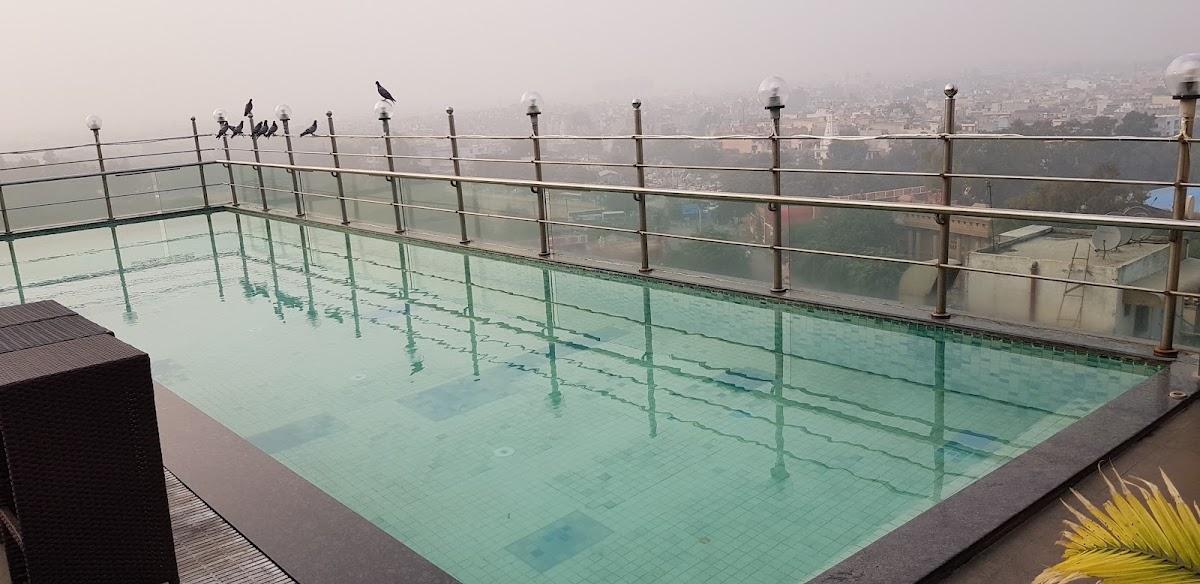 Hotel Signature Grand – photo 2