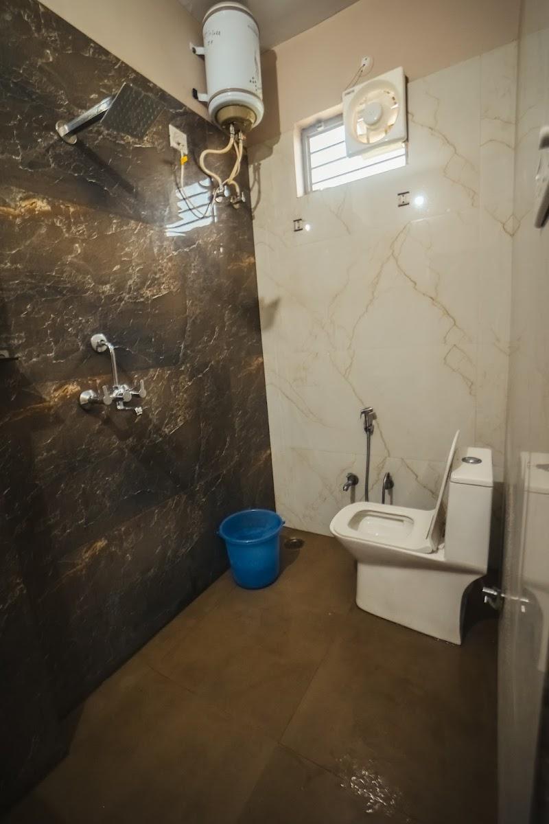 HOTEL SHIVANSH (RIICO) – photo 2