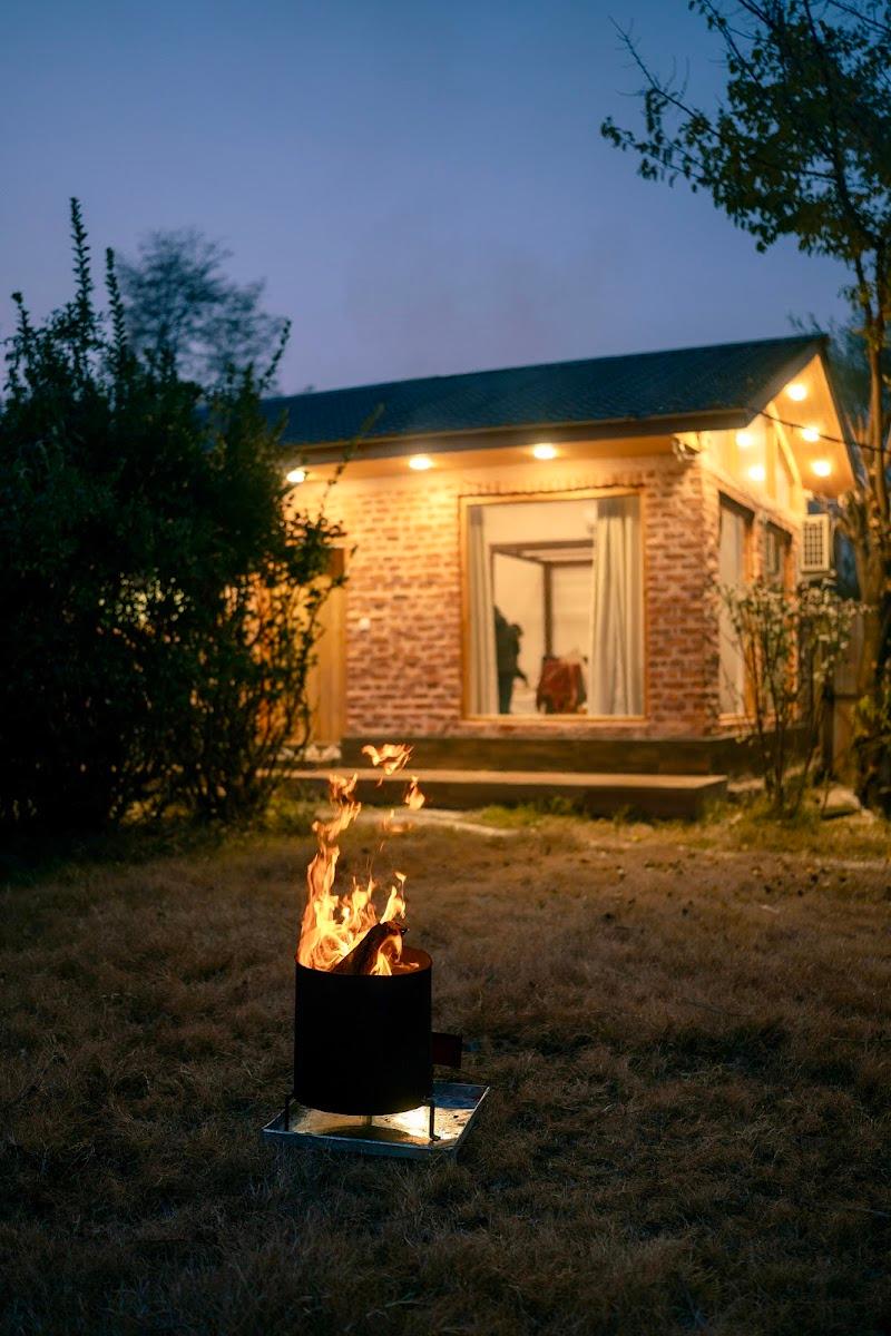 Nigeen Vista Lakeside Chalet – photo 4