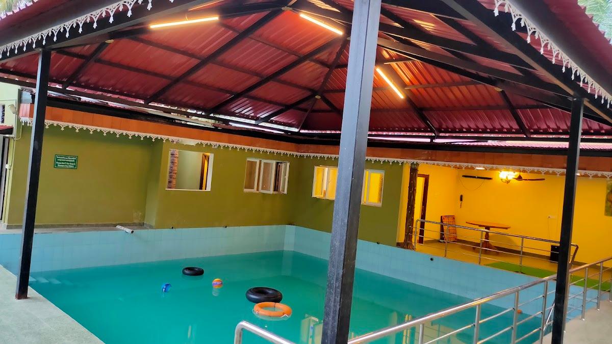 Royal Castle Farm Stay Resort – photo 3