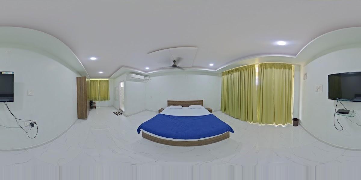 PALM TREE RESORTS – photo 3