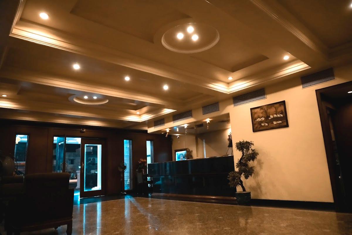 The Hotel Airport – photo 4