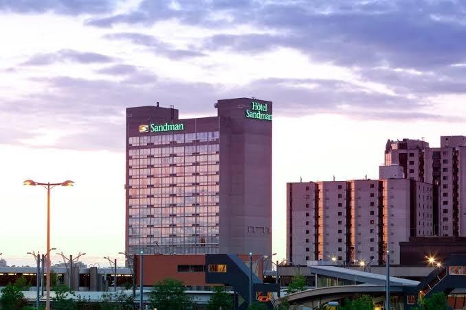 Sandman Hotel Montreal-Longueuil