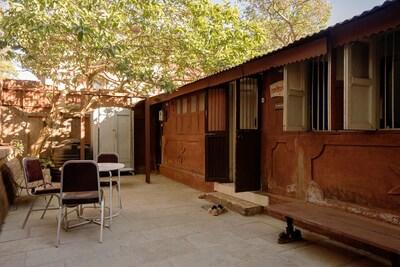 Makrand – photo 1
