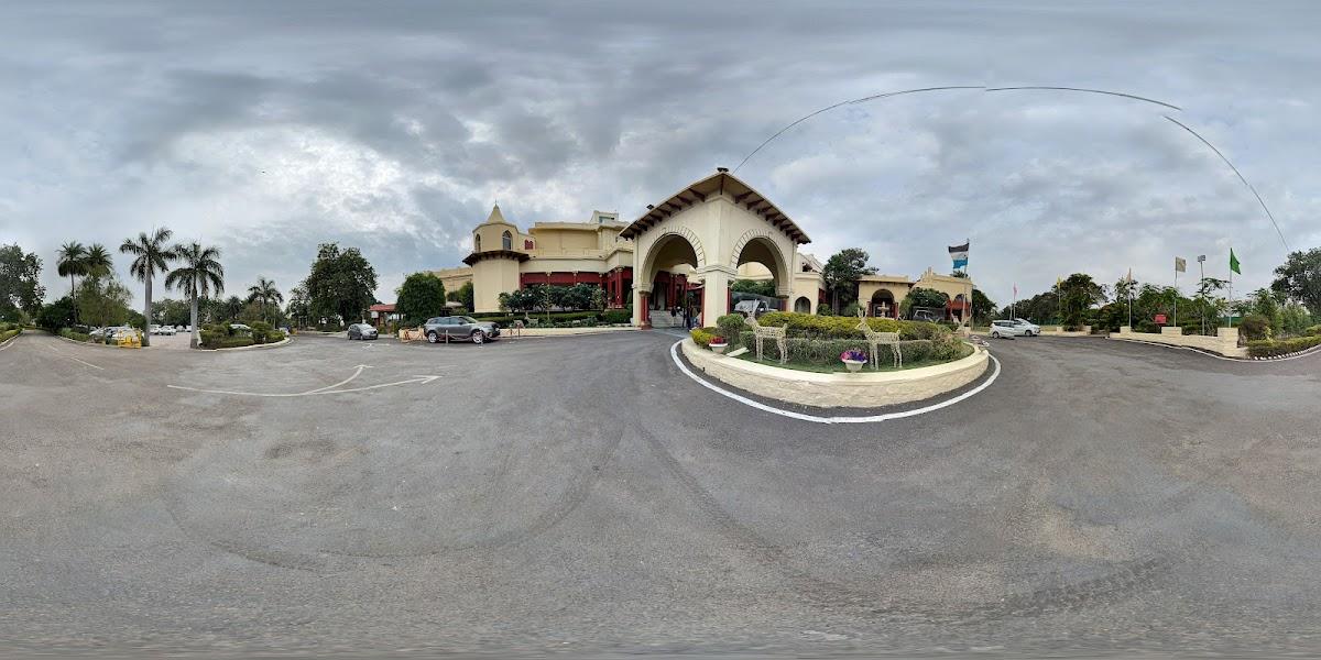 Noor-Us-Sabah Palace – photo 2