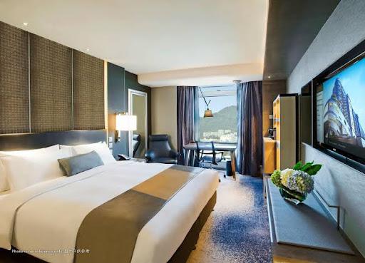 Hotel The Royal Plaza – photo 3