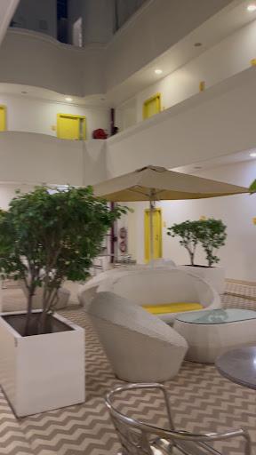 Bloomrooms @ New Delhi Railway Station – photo 2