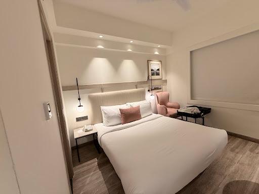 Lemon Tree Hotel, Delhi Airport – photo 3
